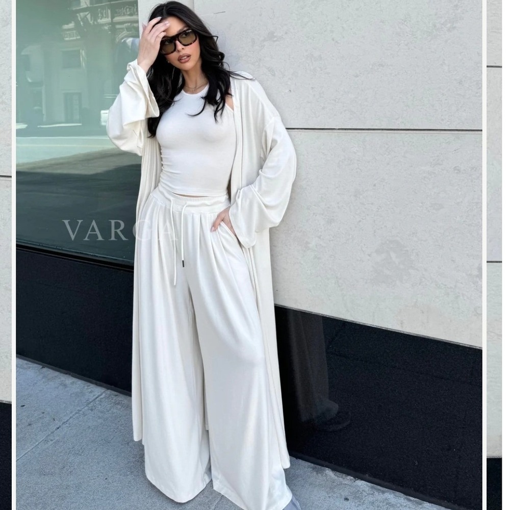 Varga US Long Cardigan Size Small Ivory Cotton Blend